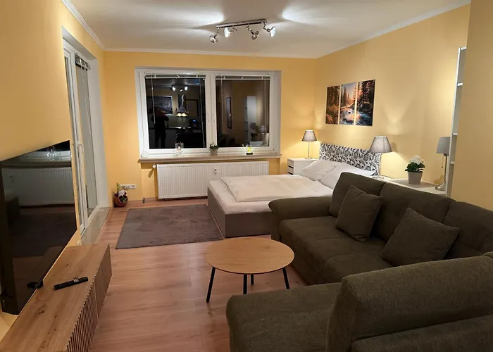 Neu! Innenstadt Inkl Bettwaesche Und Handtuecher Kaffeevollautomat Und Balkon Апартаменты Бад-Гарцбург
