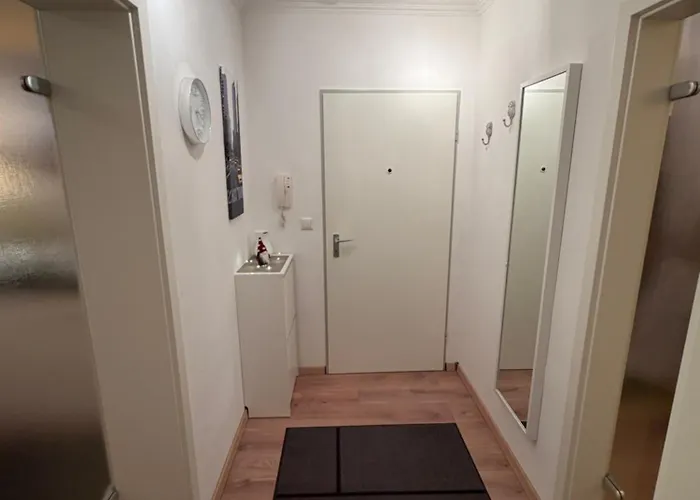 Neu! Innenstadt Inkl Bettwaesche Und Handtuecher Kaffeevollautomat Und Balkon Апартаменты
